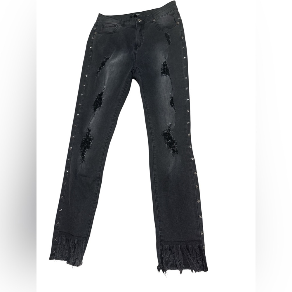 Romeo + Juliet Couture High Rise Distressed Skinny Jeans with Star Stud Accents